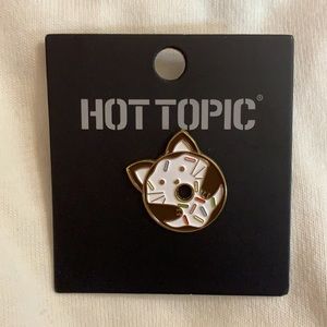 Donut Cat Enamel Pin New Hot Topic Christmas gift stocking stuffers
